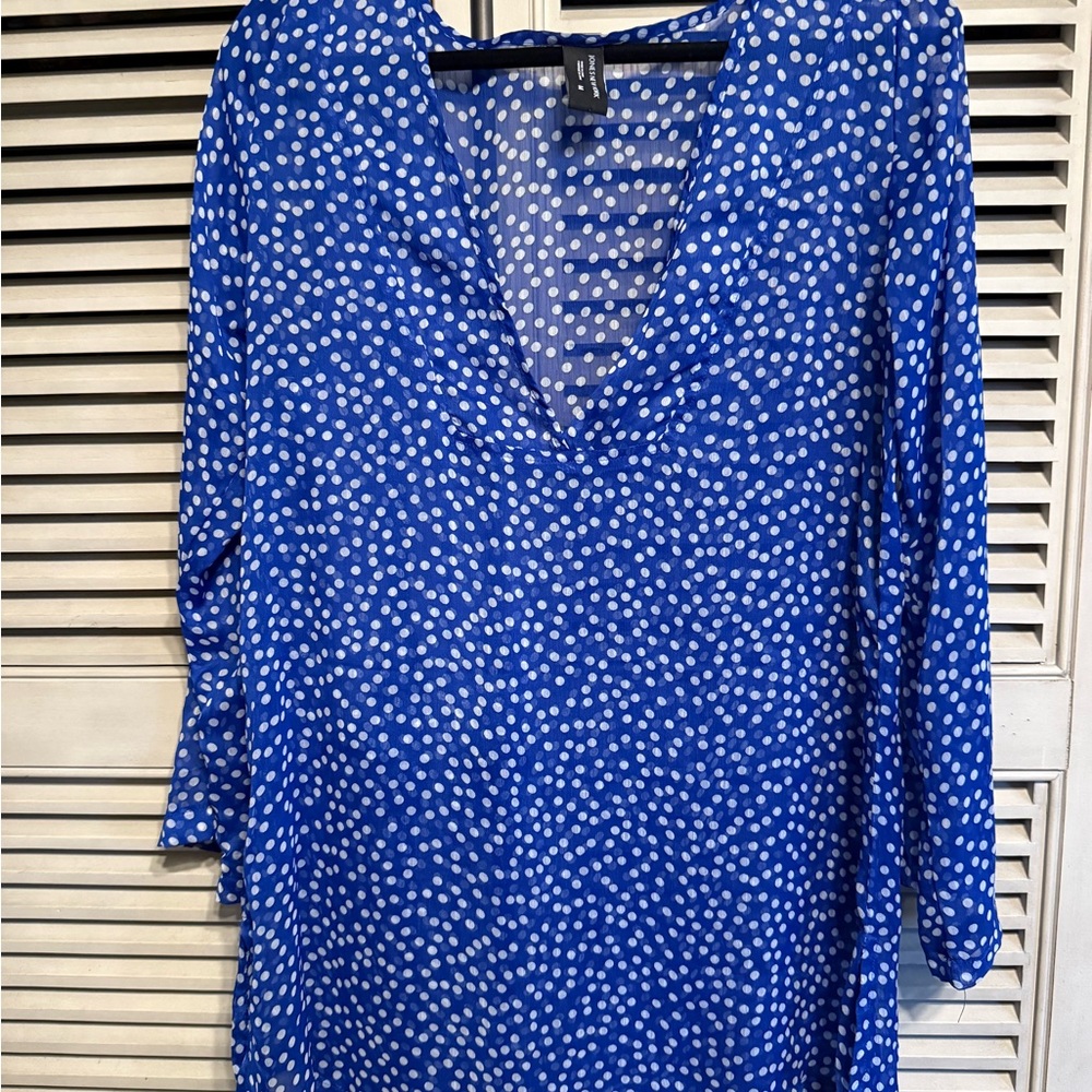 Jones New York Vibrant Blue and White 3/4 Sleeve Swim Coverup. New without tags